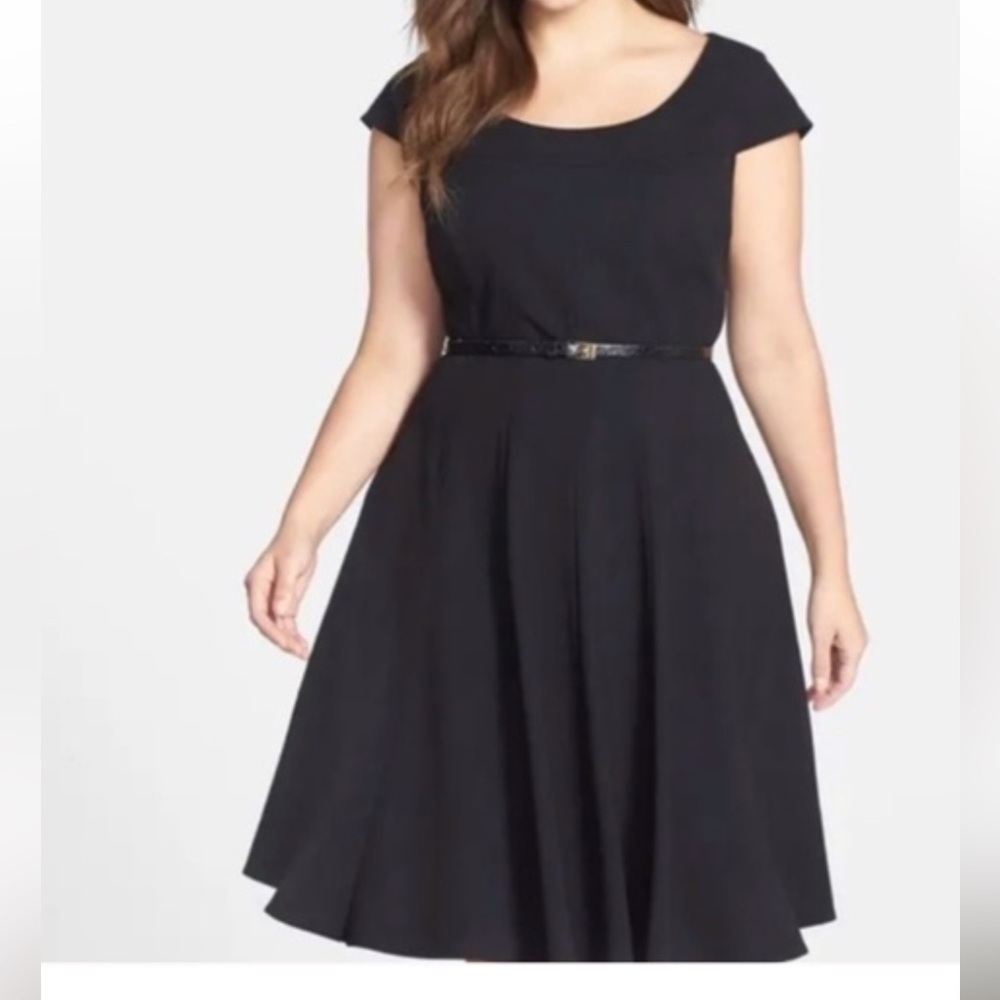 NWT Calvin Klein Black Dress 6